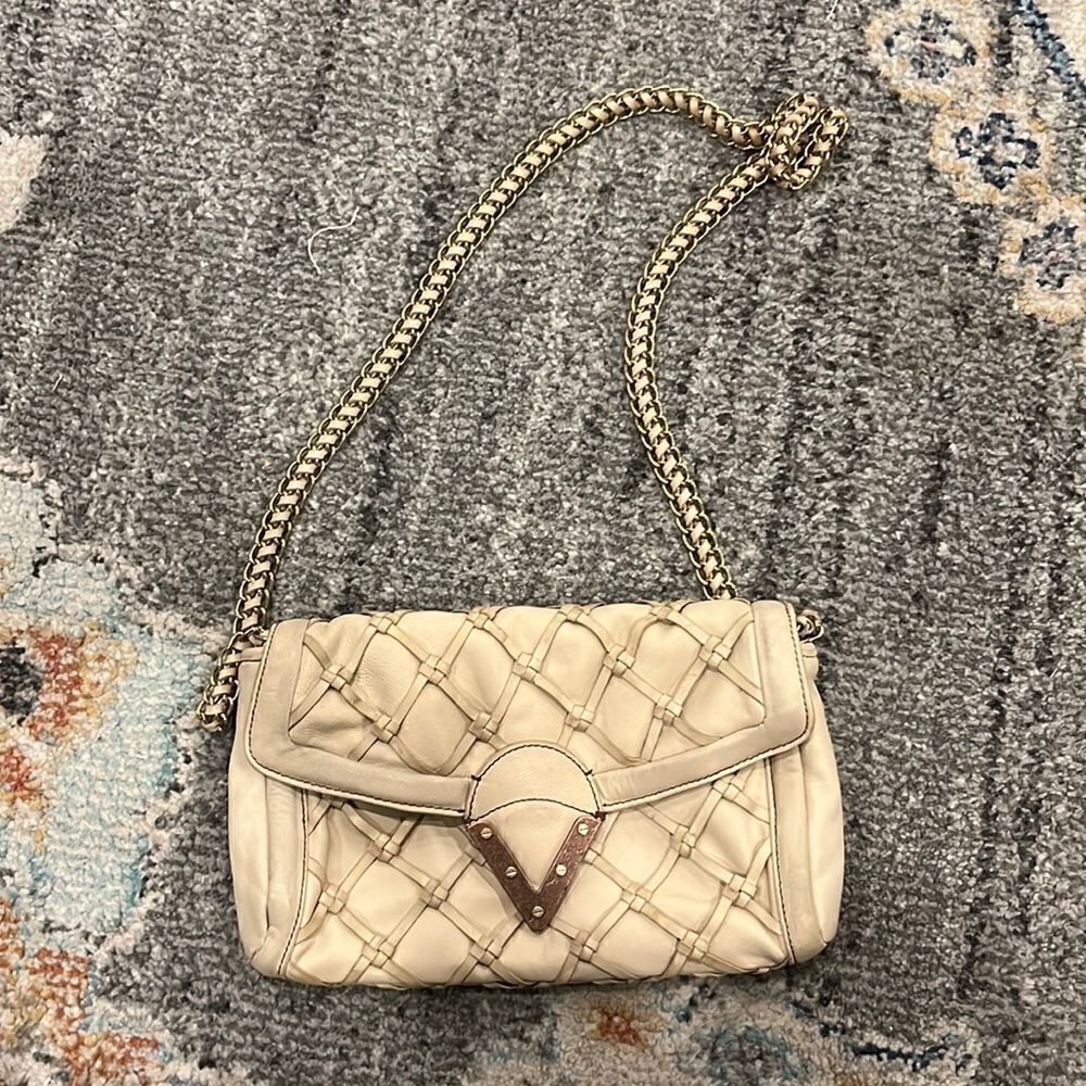 Pour La Victoire Handbag 